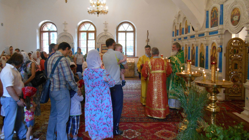 Причастие на День Святой Троицы – 19 июня 2016 г.